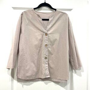 Basic Linen Blend V-Neck Top, Wood-Tone Buttons, Side Slit Blouse - Sz LARGE